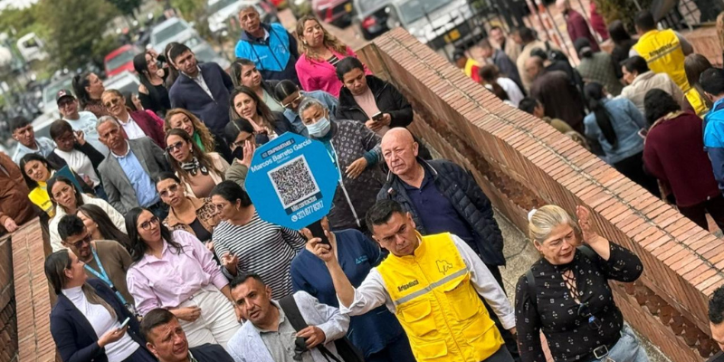2.710 personas fueron evacuadas en 12 minutos durante el Simulacro de Evacuación 2025 en la Gobernación de Cundinamarca

