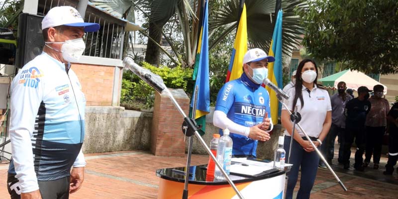 Octava ciclovía por la vida en Caparrapí y firma de convenio para polideportivo en San Pablo