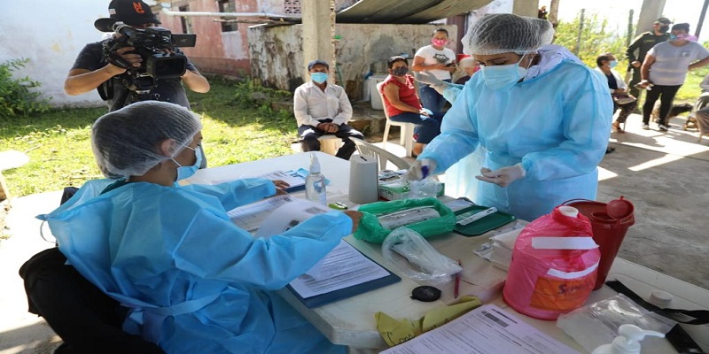 En Cundinamarca, personal de la salud conmemora Día del Trabajo vacunando contra el COVID19

