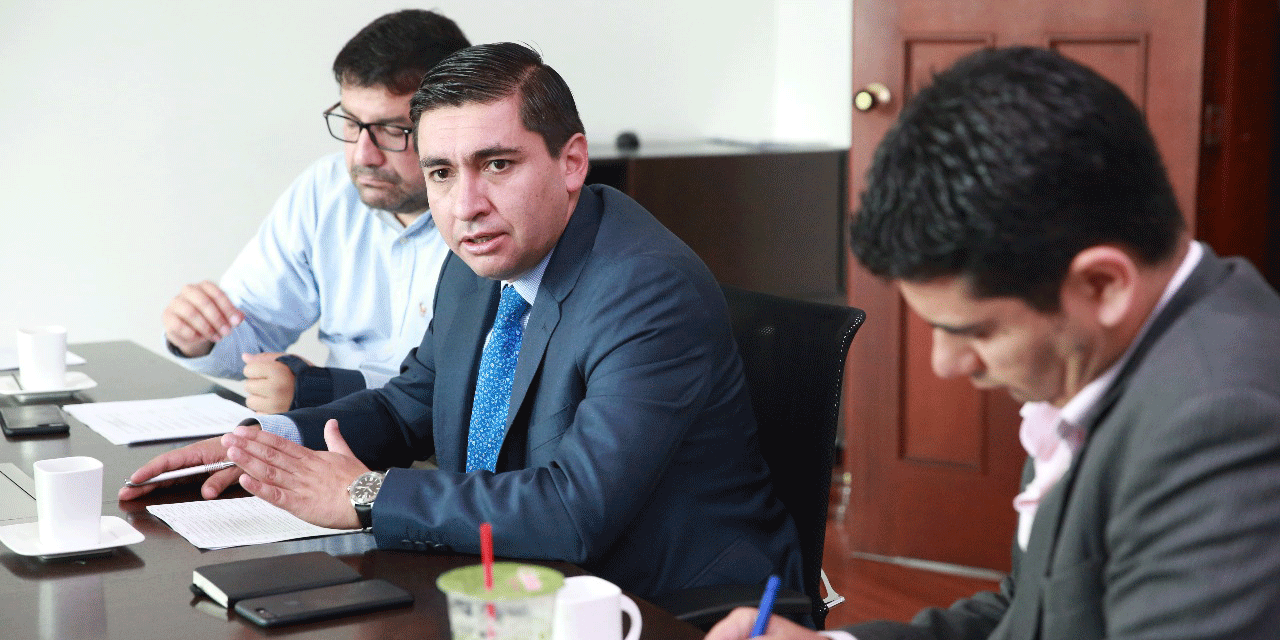 Veintinueve mil millones para acueducto regional La Mesa-Anapoima



































































