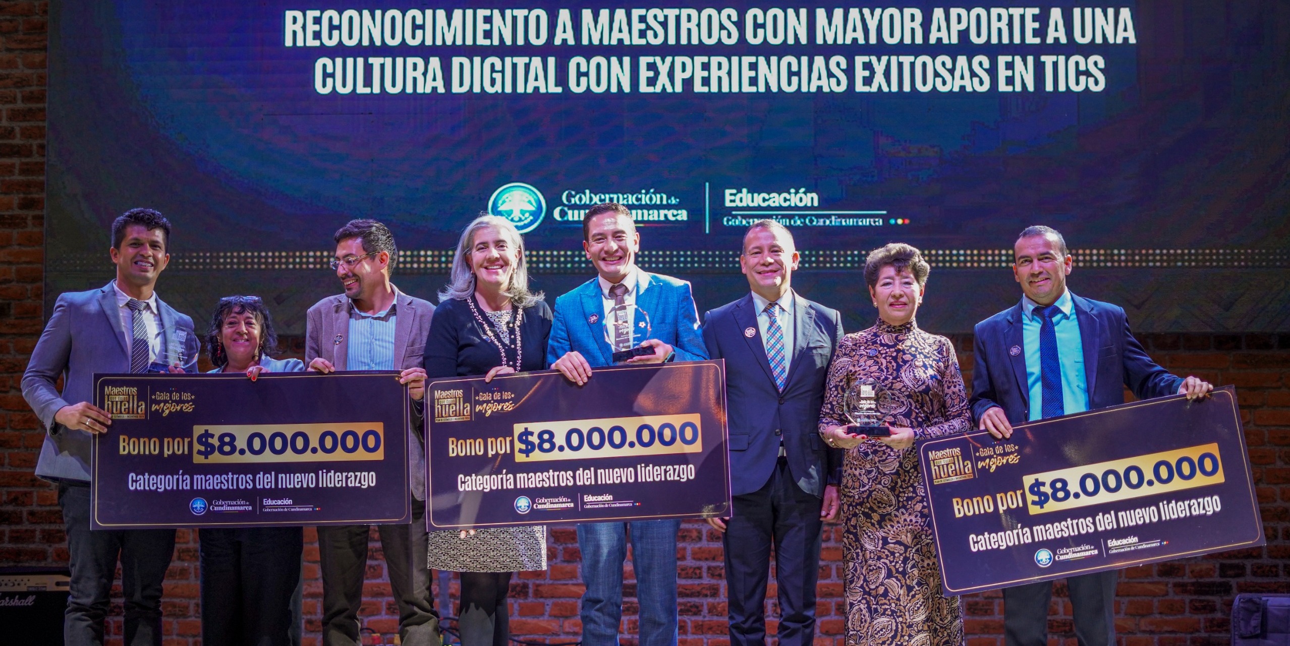 Cundinamarca entregó $500 millones de pesos en incentivos para premiar a los maestros que dejan huella