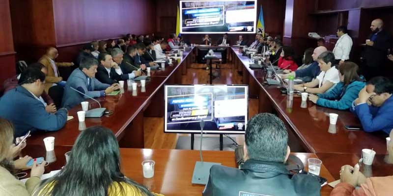 Mesa de trabajo para proponer al Gobierno Nacional mejoras al RUNT y nutrir el Plan de Desarrollo de Cundinamarca

