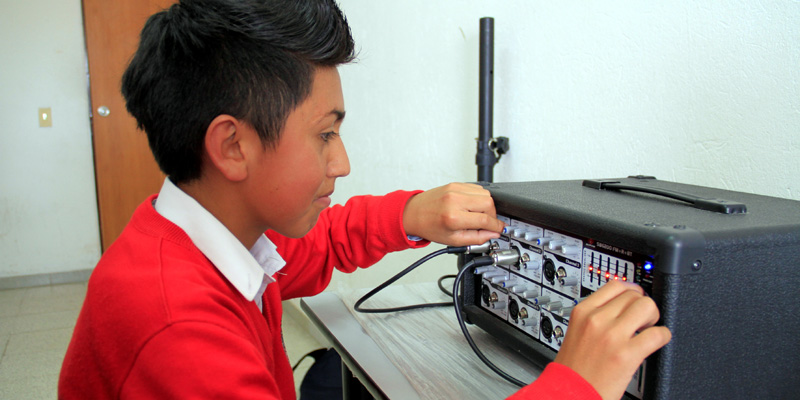 Cundinamarca fortalece la radio escolar


























