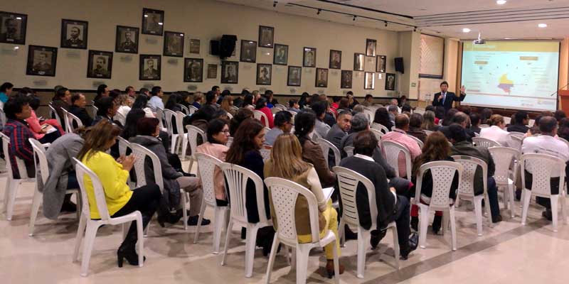 Funcionarios del departamento recibieron capacitación en la plataforma SUIT a través de las TIC
