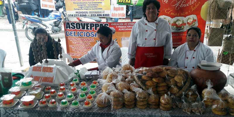 Primera Feria artesanal gastronómica en El Rosal