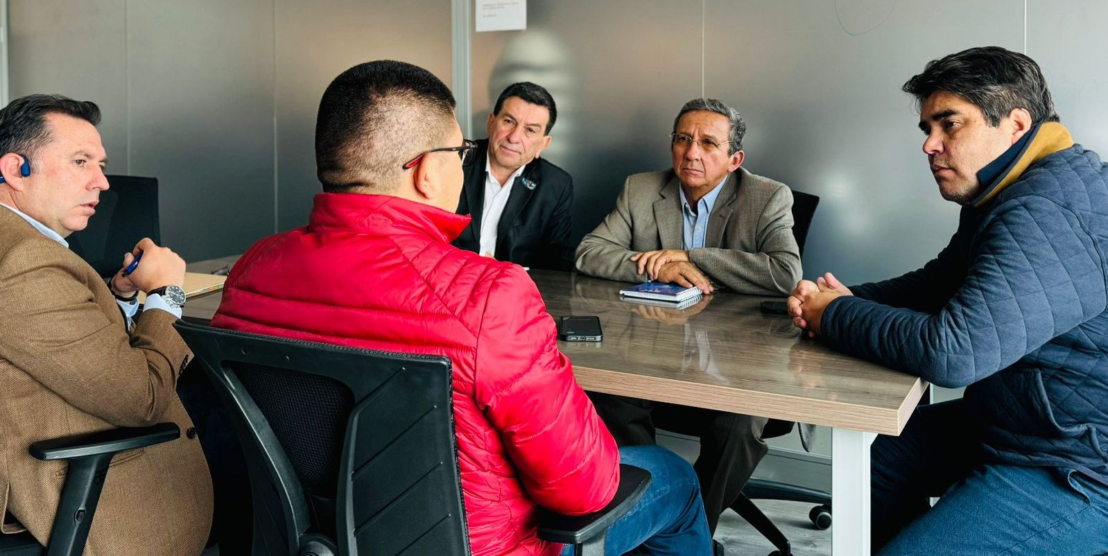 La Vega impulsa el sueño de adquisición de vivienda y titulación de predios para sus habitantes


