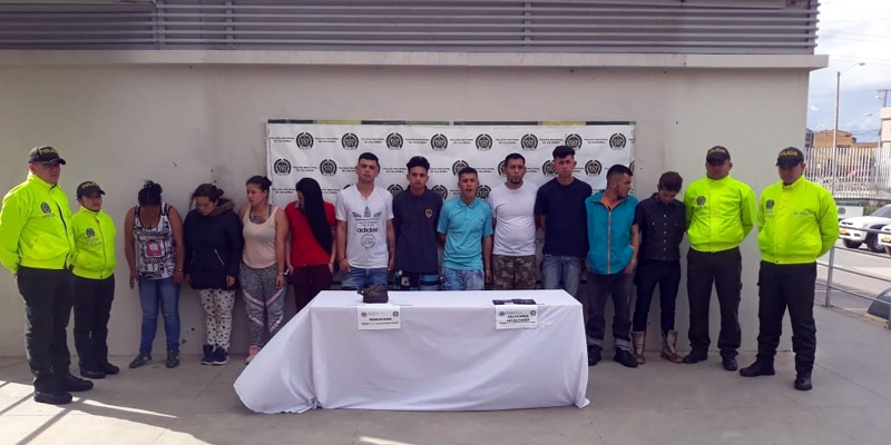 Desmantelada banda dedicada al tráfico de estupefacientes en Soacha

 









