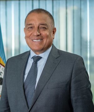 Foto de General (R) Luis Fernando Navarro Jiménez 
