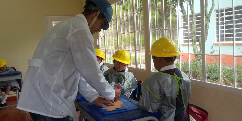 Docente de Tausa, entre los seleccionados del XX Premio Compartir al Maestro