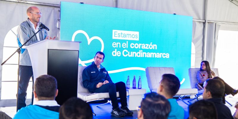 Regiotram ya tiene garantizado el suministro eléctrico que moverá más de 43 millones de pasajeros al año, anuncia el gobernador Jorge Rey