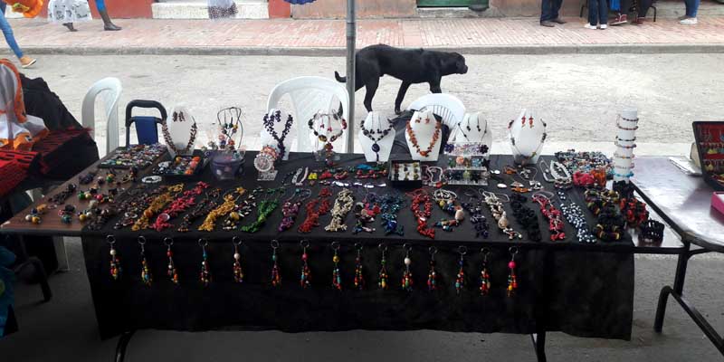 Primera Feria artesanal gastronómica en El Rosal