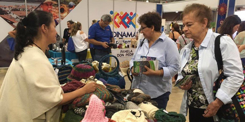 Feria Artesanal L´Artigiano in fiera Milano 2017









































