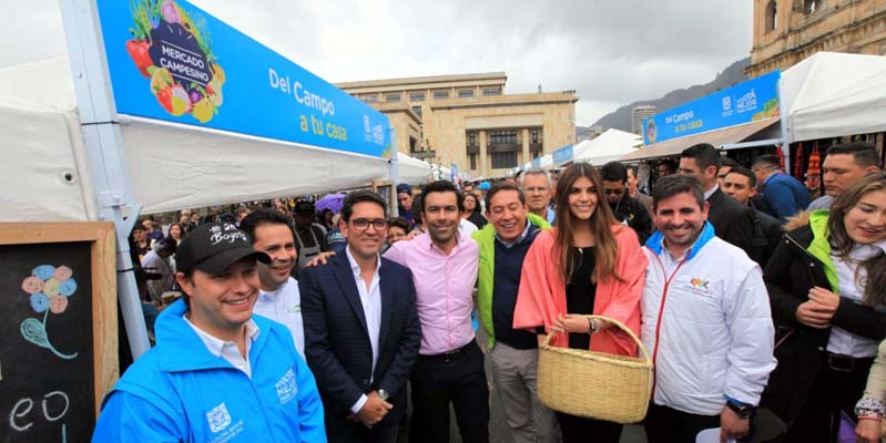 Con pie derecho arrancaron mercados campesinos en Bogotá