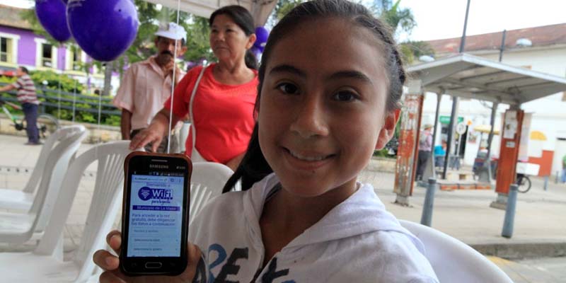 La Mesa encendió su conexión wifi gratuita
























































