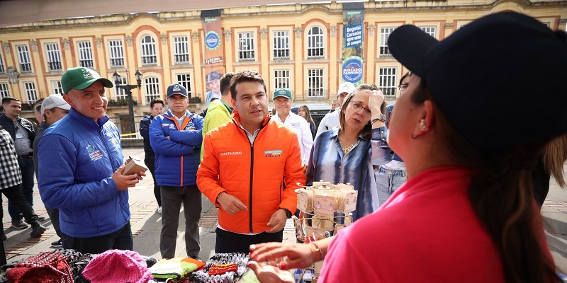 Se entregarán canastas con alimentos a población vulnerable de Bogotá, gracias a un convenio entre la Gobernación y el Distrito
