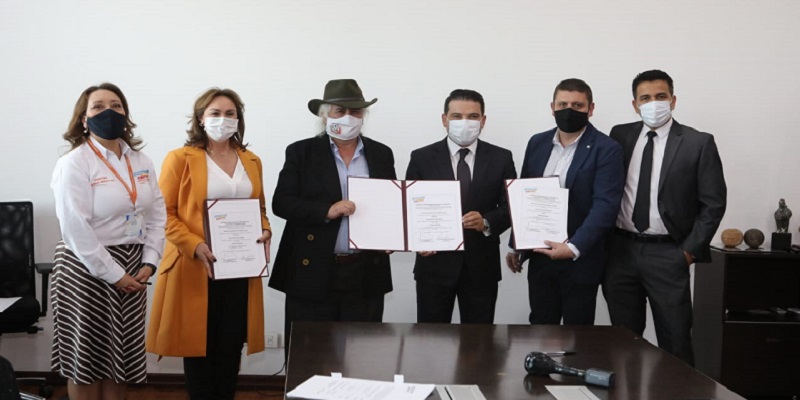 Gobernación firmó convenio por $1.575 millones para la instalación de gas domiciliario en Cogua, Nemocón y Tausa