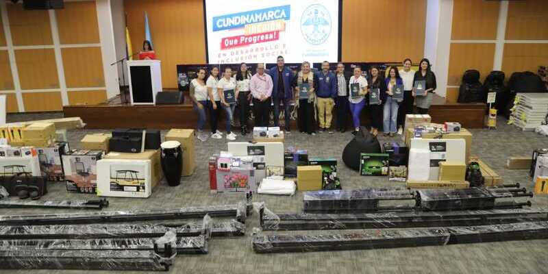 Cundinamarca entrega dotación a casas de juventud de seis municipios