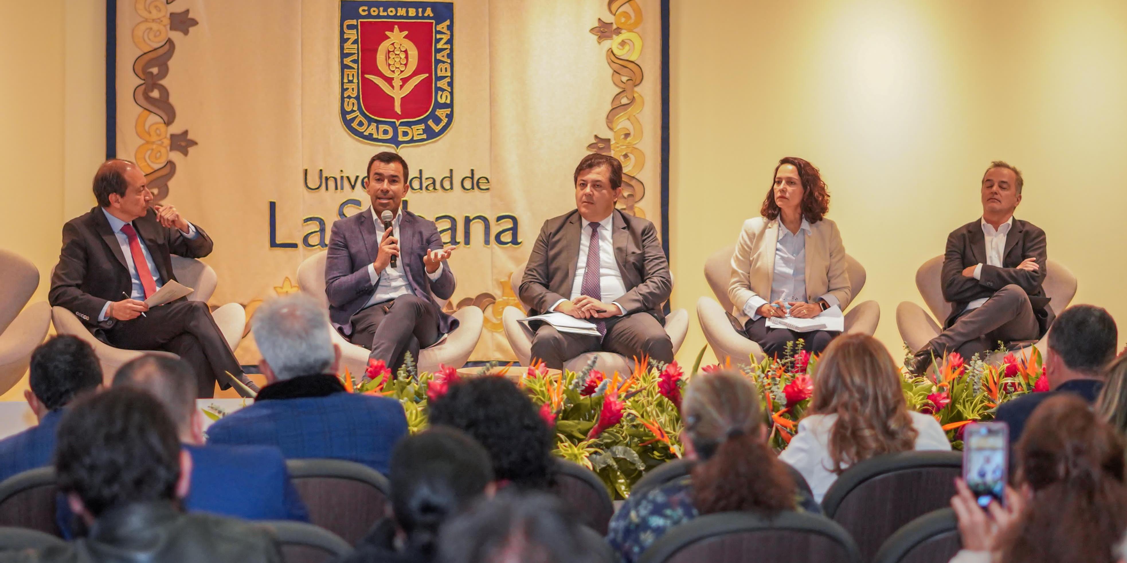 Foro en la Universidad de La Sabana traza rutas para garantizar el agua en los próximos 20 años


