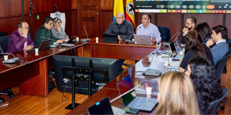 Siete sectores se unen para trazar la hoja de ruta en ciencia e innovación de Cundinamarca
















-
























































































