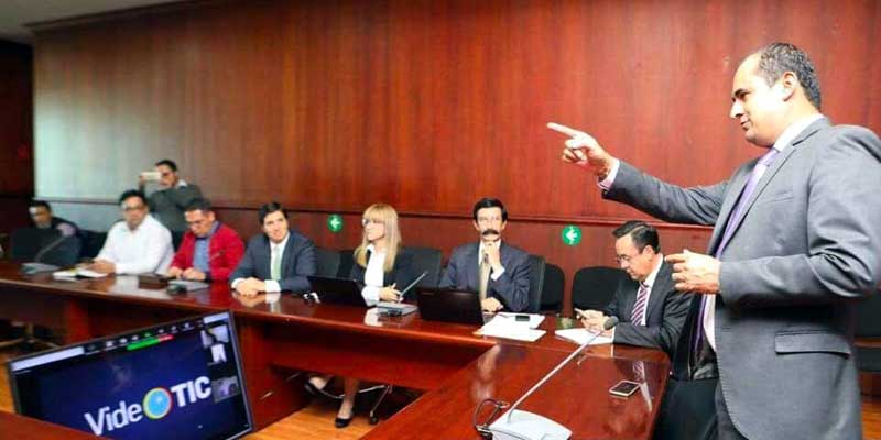 Avanza la conectividad en el centro del país