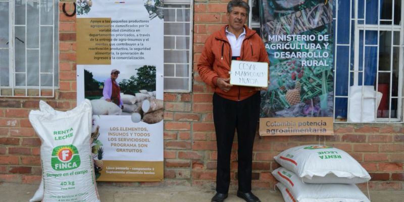 Pequeños productores de Cogua se benefician con suplemento alimenticio para bovinos