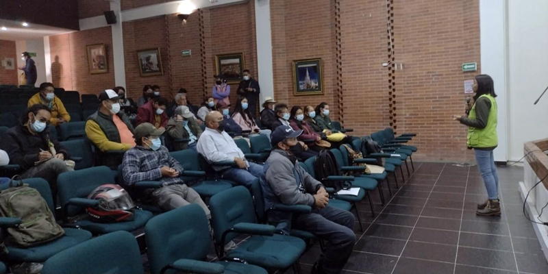 Productores del Departamento se capacitaron en normatividad del ICA sobre aseguramiento de la inocuidad