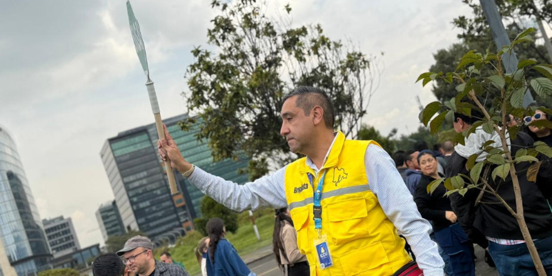 2.710 personas fueron evacuadas en 12 minutos durante el Simulacro de Evacuación 2025 en la Gobernación de Cundinamarca


