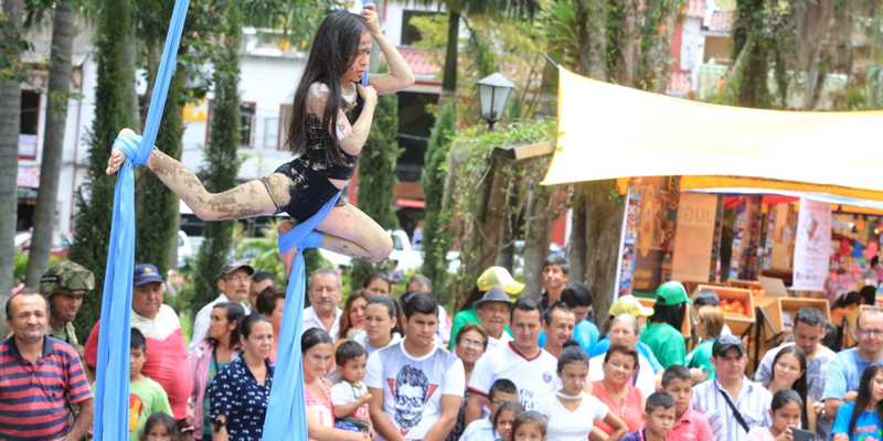 Pacho recibió con los brazos abiertos el festival ‘A vuelo de cóndor’