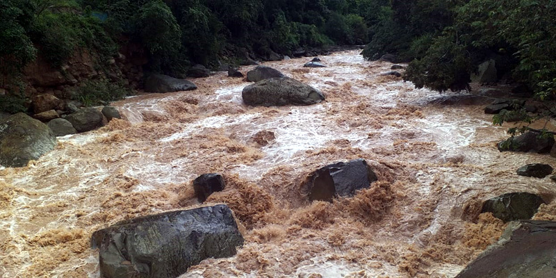 Fuertes lluvias afectaron a familias en Cogua, San Bernardo y Tibacuy



























