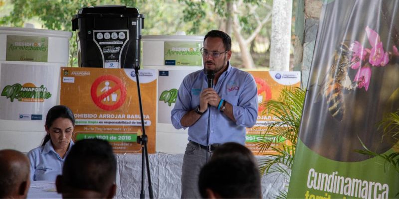 Cundinamarca invierte $88 millones en apoyo a recuperadores ambientales en Anapoima


