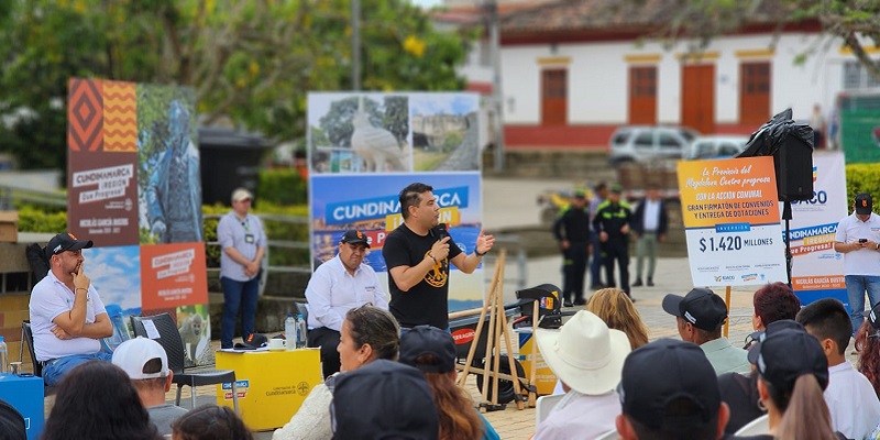 Convenios y  dotaciones para comunales de Magdalena Centro por más de  $ 1.400
millones 

