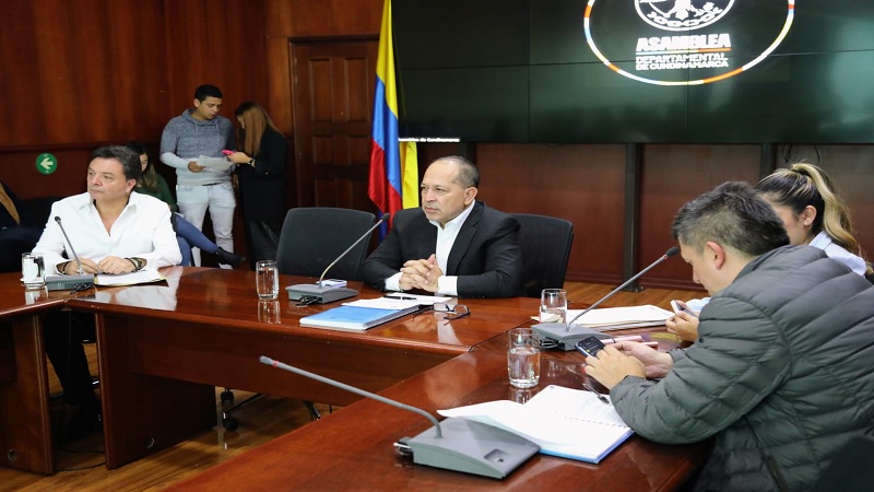 Duma cundinamarquesa hace seguimiento al licenciamiento ambiental del Regiotram de Occidente
