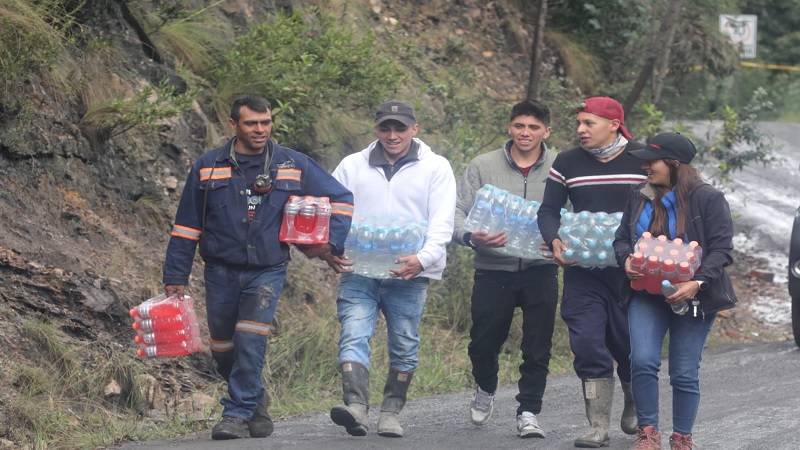 Avanza búsqueda y rescate de mineros en Sutatausa