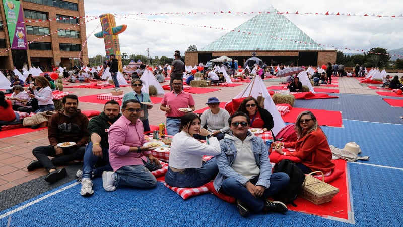 Amor y amistad en el picnic de la “Gober”
