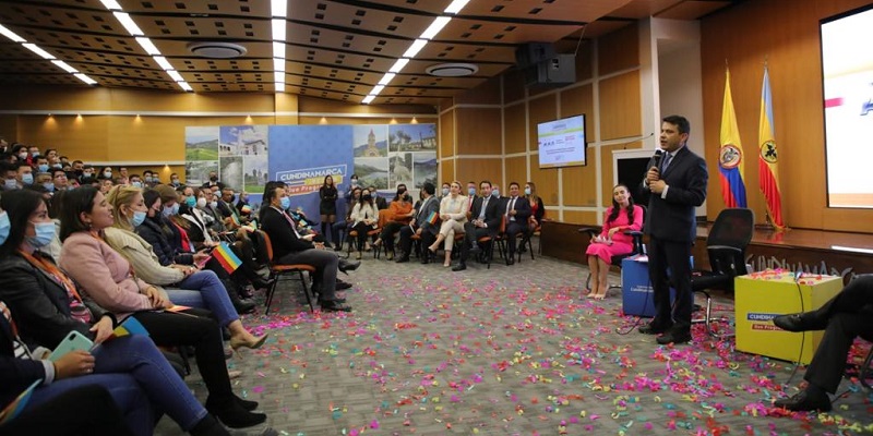 Cundinamarca ratifica su calificación AAA por el buen manejo de sus finanzas públicas




