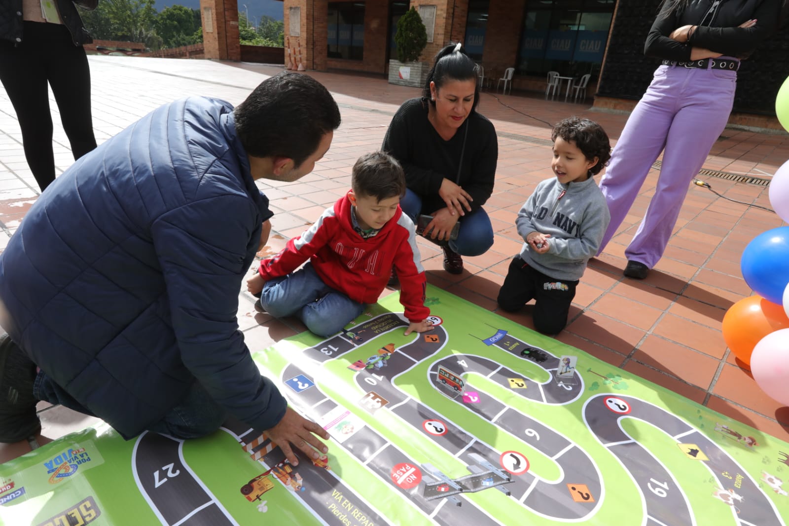Juegos y crianza amorosa, ejes de la celebración del Día de la Niñez