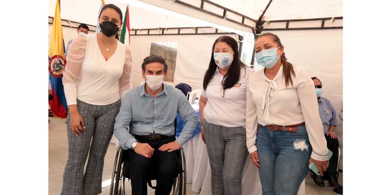 Inició vacunación para personas con discapacidad en la Provincia del Gualivá