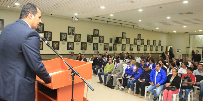 Cundinamarca y Fonade capacitan administradores de Puntos Vive Digital






