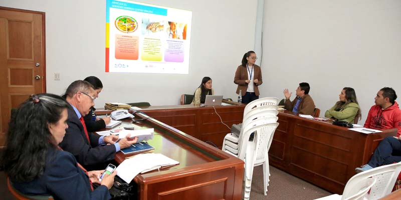 Cundinamarca transfiere  6.022 millones de pesos a los municipios para la atención de las personas mayores

