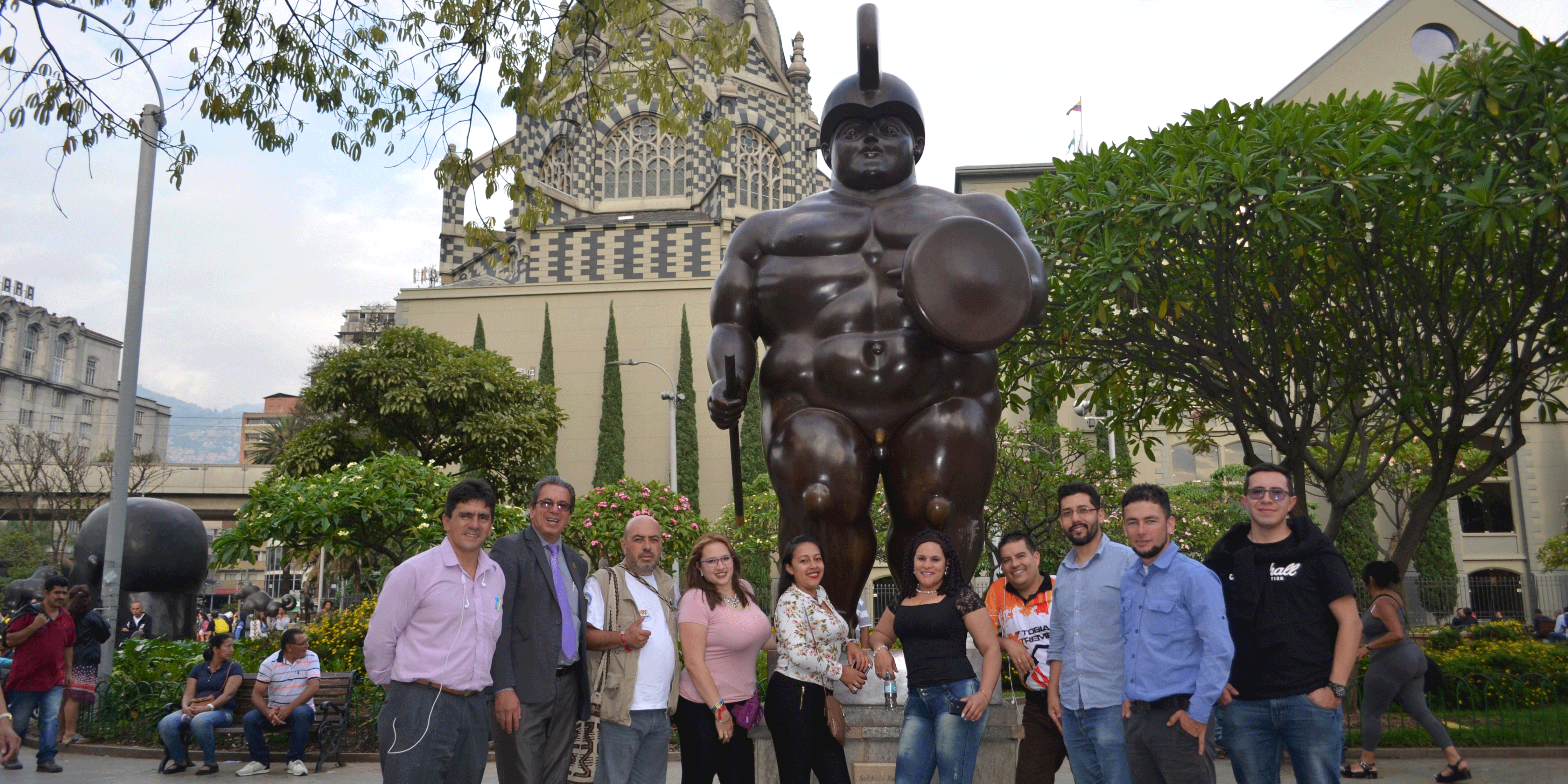 Promotores turísticos de Cundinamarca visitan lugares icónicos de Medellín


















































