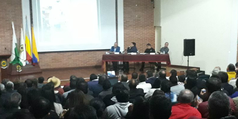 Conversatorio sobre explotación de carbón en Cundinamarca