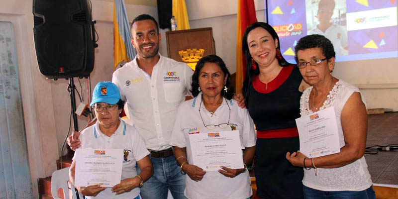 116 adultos mayores, nuevos Embajadores de la Felicidad en Guaduas  




