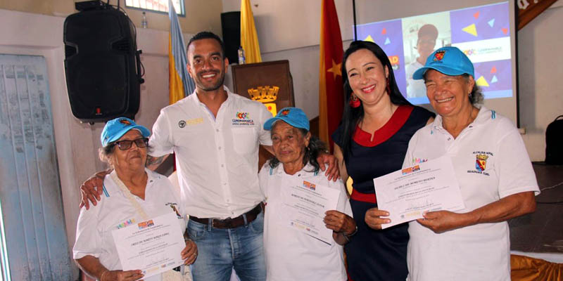 116 adultos mayores, nuevos Embajadores de la Felicidad en Guaduas  




