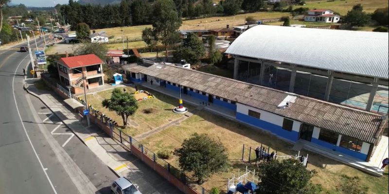 De vías conectadas a aulas dignas: el capital social impulsa la transformación rural en Cundinamarca