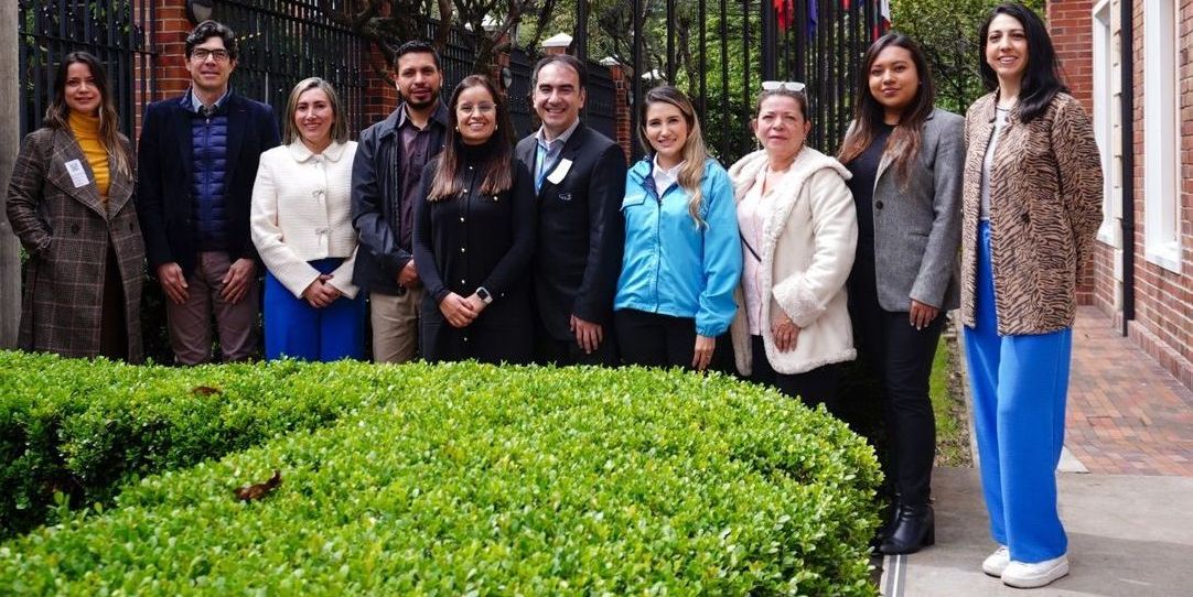 Beneficencia de Cundinamarca y OEI unen fuerzas para impulsar la digitalización en centros de protección