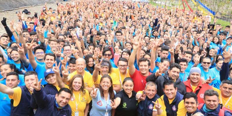 Más de 1.500 jóvenes de 54 municipios en campamento juvenil departamental











 









