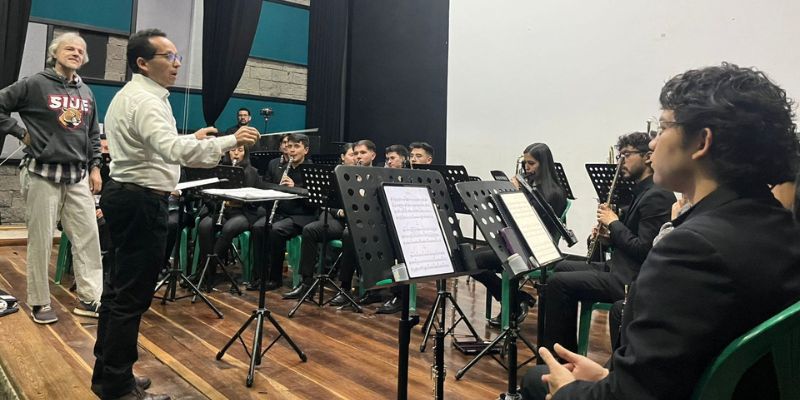 Directores de bandas sinfónicas de Cundinamarca reciben formación de élite en Tocancipá
