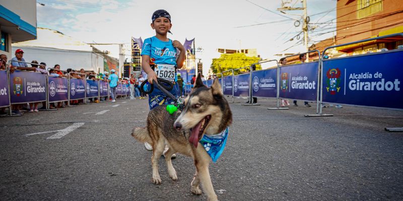 Con la 3K, gobernador Jorge Rey inaugura oficialmente la segunda edición de la Media Maratón de Cundinamarca