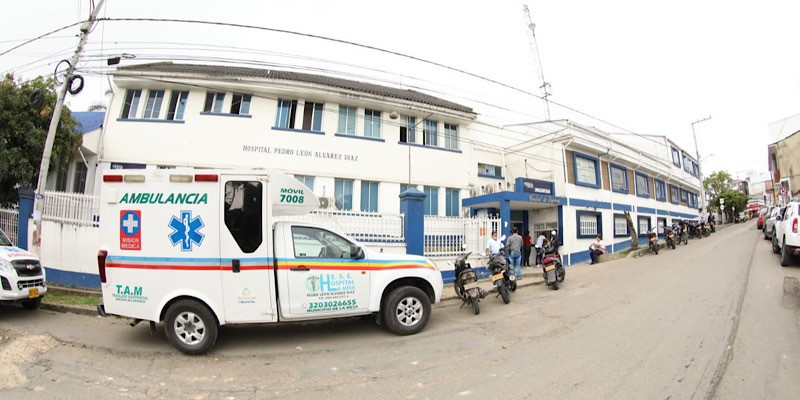 Gobernación firma convenio por $9.762 millones para reforzar el hospital de La Mesa