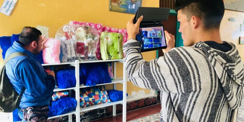 Alfabetización digital en Centros de Protección de la Beneficencia de Cundinamarca promueve inclusión y bienestar
